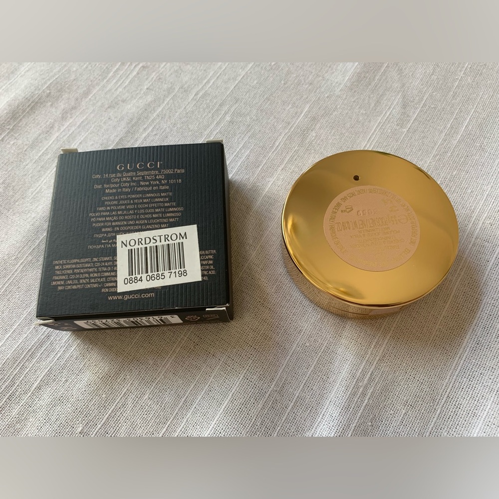 NWT GUCCI Blush: Radiant Pink Cheeks & Eyes Powder Blush, Matte, 0.19OZ - Picture 5 of 6